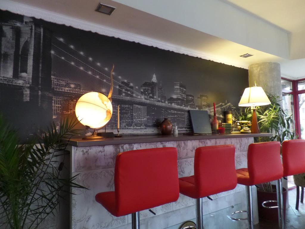 Hotel Ss Residence Unirii Букурещ Екстериор снимка