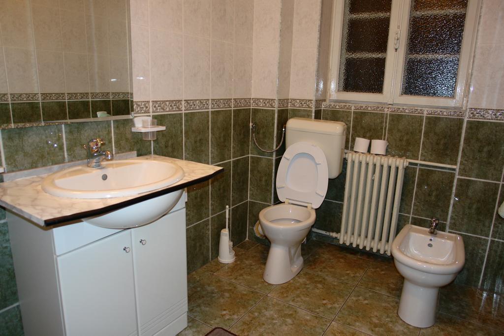 Hotel Ss Residence Unirii Букурещ Екстериор снимка