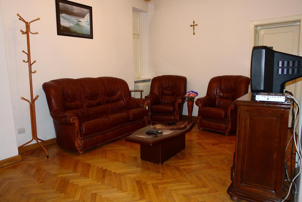 Hotel Ss Residence Unirii Букурещ Екстериор снимка