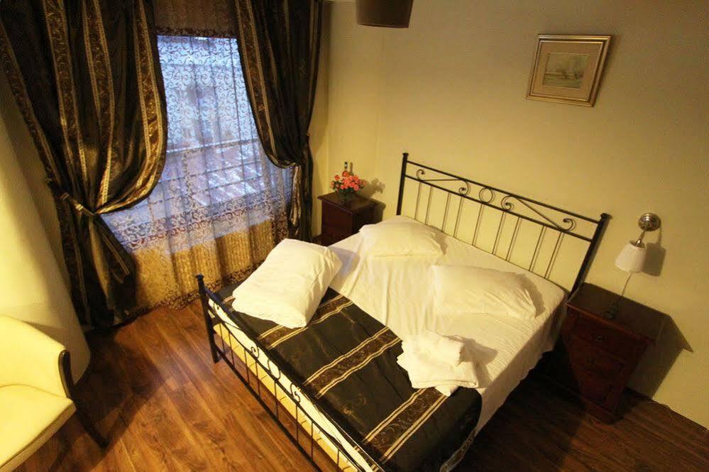 Hotel Ss Residence Unirii Букурещ Екстериор снимка